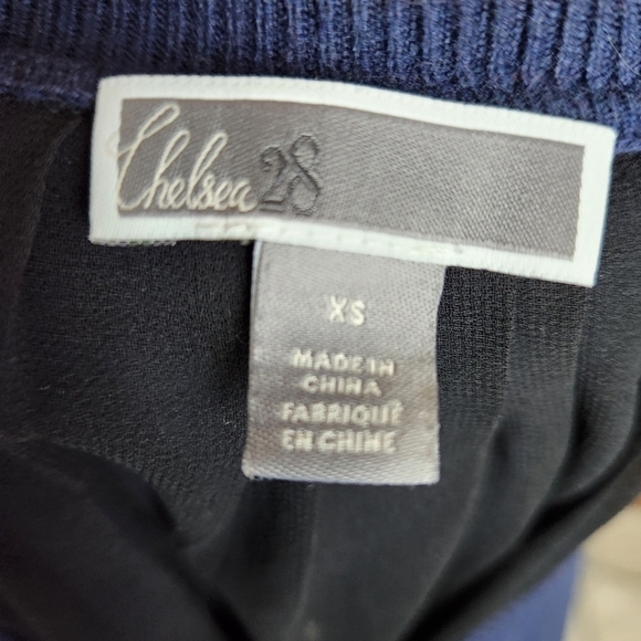 Chelsea28 Sweater - Picture 5 of 6